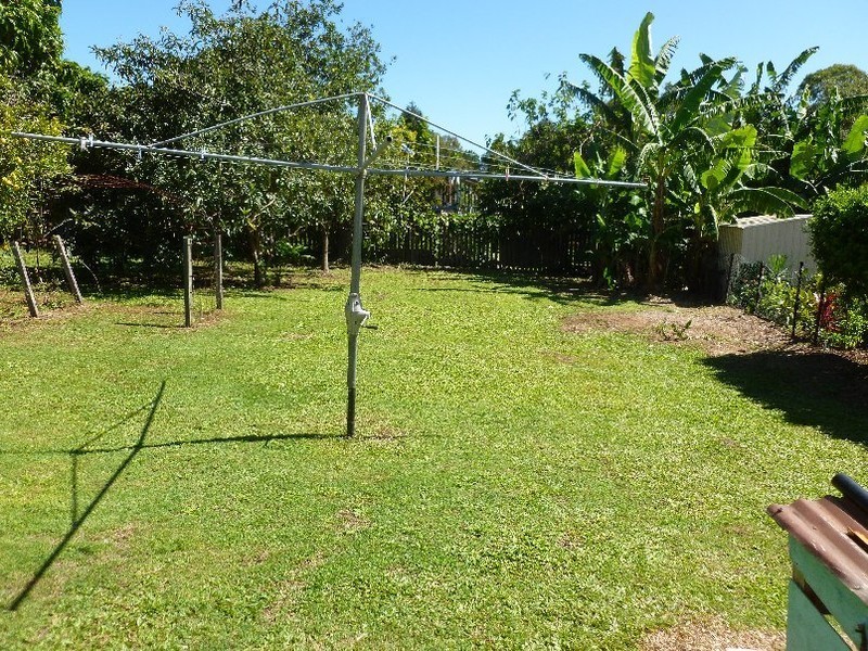 17 SQUIRE STREET, Macleay Island QLD 4184
