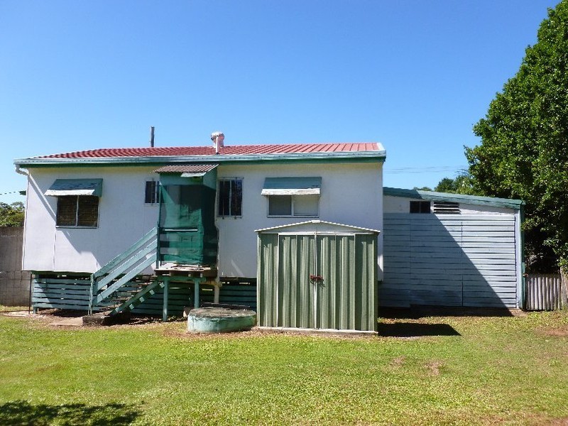 17 SQUIRE STREET, Macleay Island QLD 4184