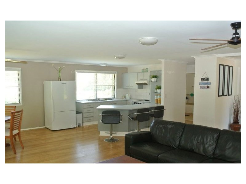 39 WESTERN ROAD, Macleay Island QLD 4184