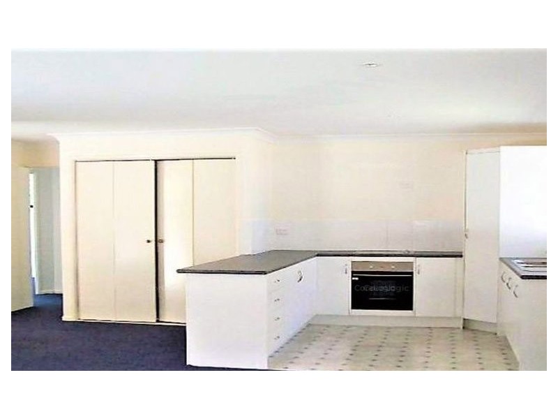 10 Pecan St, Macleay Island QLD 4184