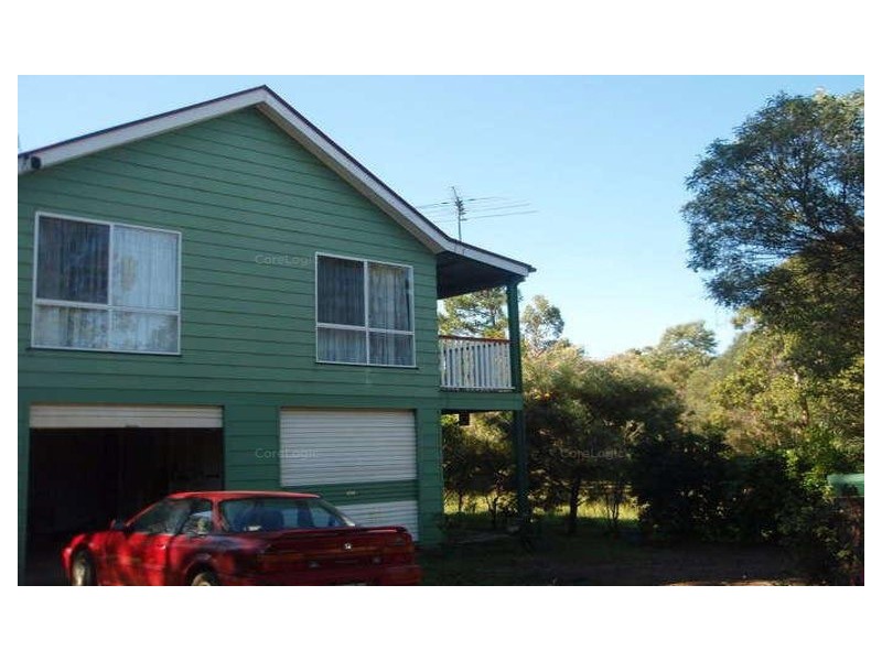 17 HALCYON STREET, Lamb Island QLD 4184