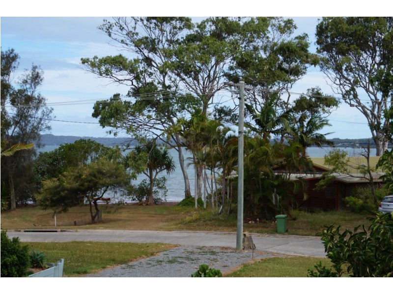 32 MAWARRA STREET, Macleay Island QLD 4184
