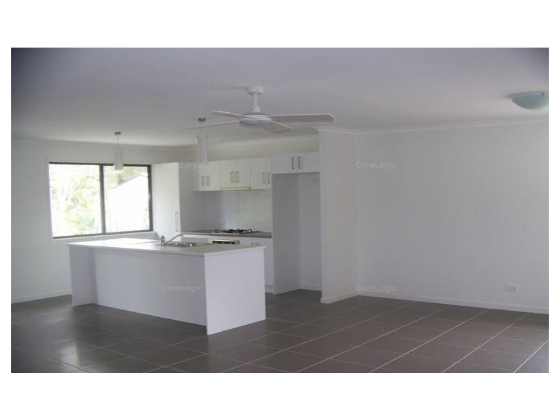 54 COAST ROAD, Macleay Island QLD 4184
