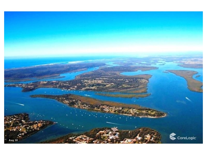 30 , PIER HAVEN, Lamb Island QLD 4184