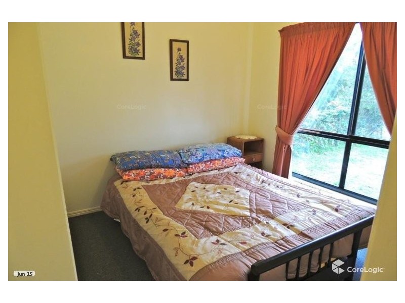 15 PINE ST, Lamb Island QLD 4184