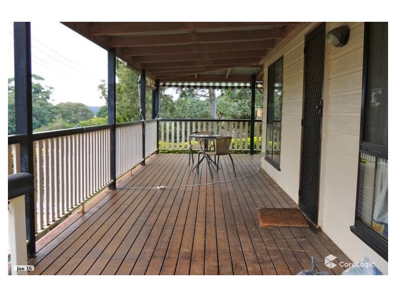 15 PINE ST, Lamb Island QLD 4184