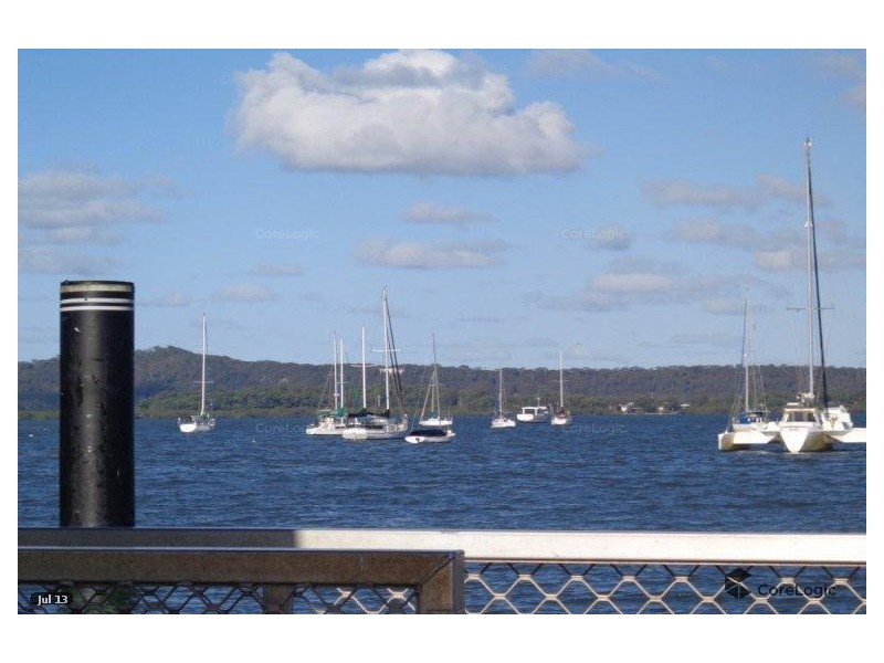 15 PINE ST, Lamb Island QLD 4184