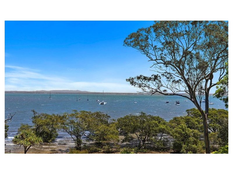 31 COONDOOROOPA DR, Macleay Island QLD 4184