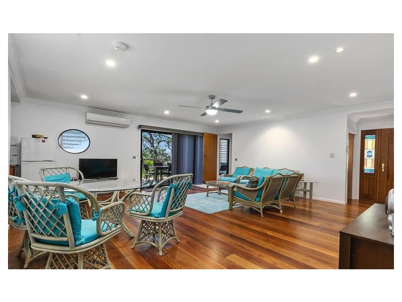 31 COONDOOROOPA DR, Macleay Island QLD 4184