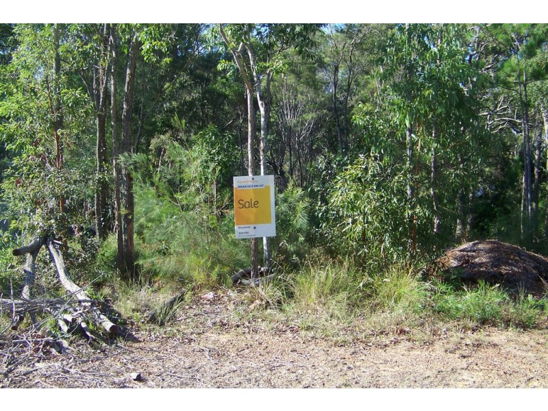 16 BELAR STREET, Lamb Island QLD 4184