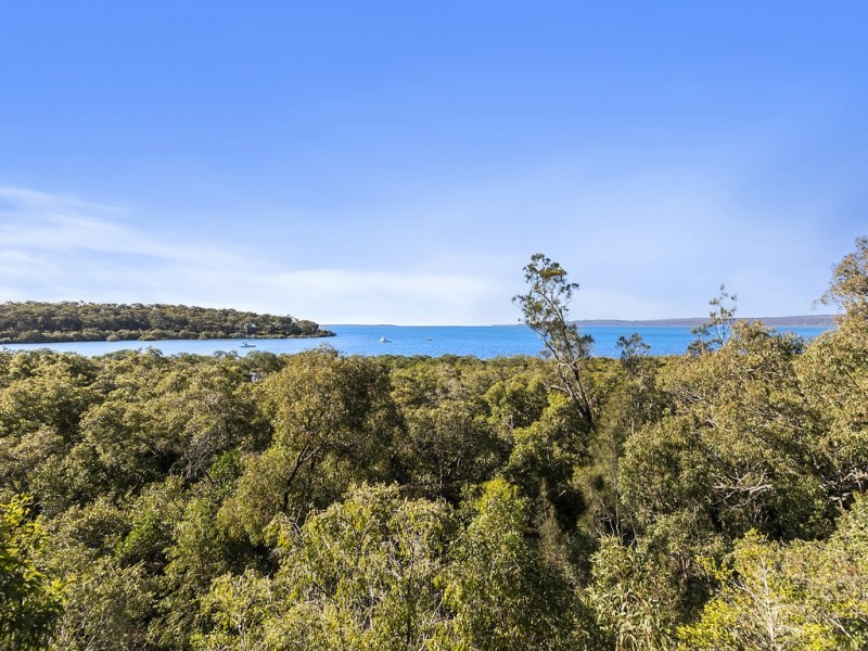 3 Beelong St, Macleay Island QLD 4184