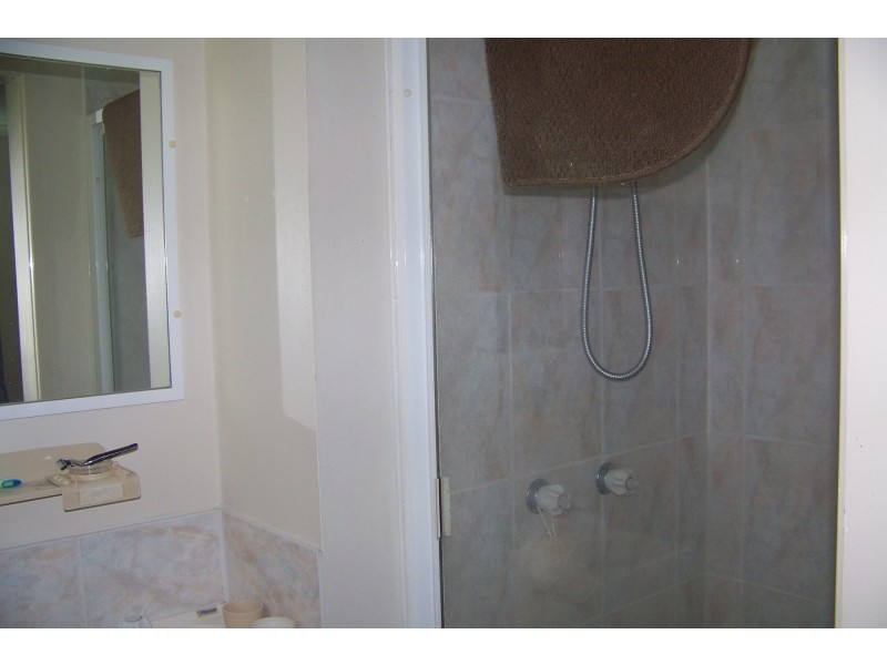 40 RESTHAVEN DRIVE, Lamb Island QLD 4184