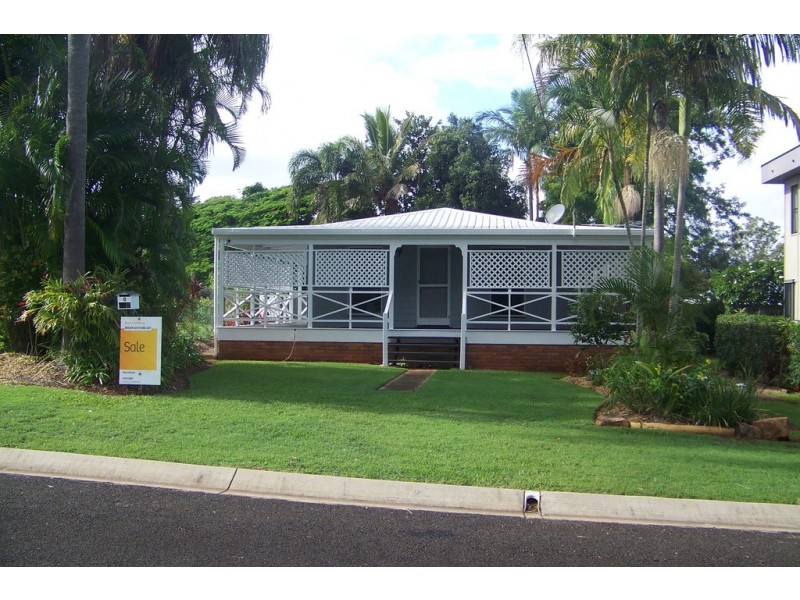 8 MICHAEL AVENUE, Lamb Island QLD 4184