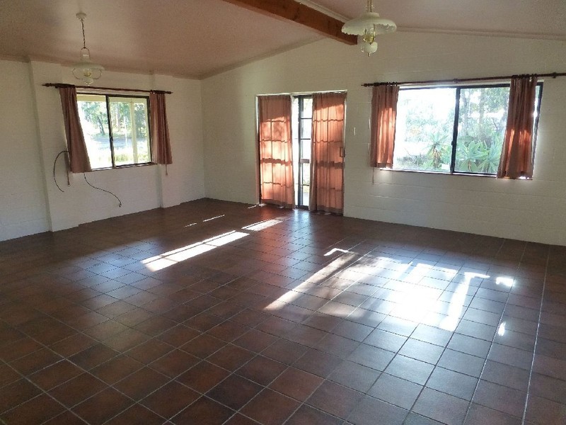 28 HIGH CENTRAL ROAD, Macleay Island QLD 4184