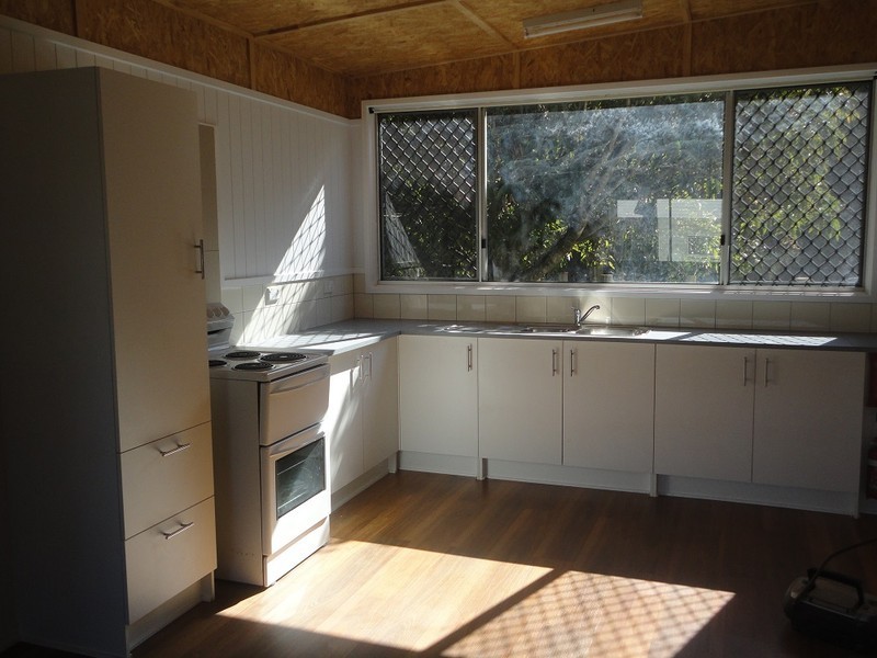 8 CLUAN, Macleay Island QLD 4184