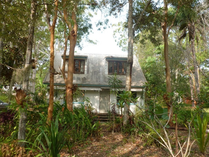 48 Alexander St, Macleay Island QLD 4184