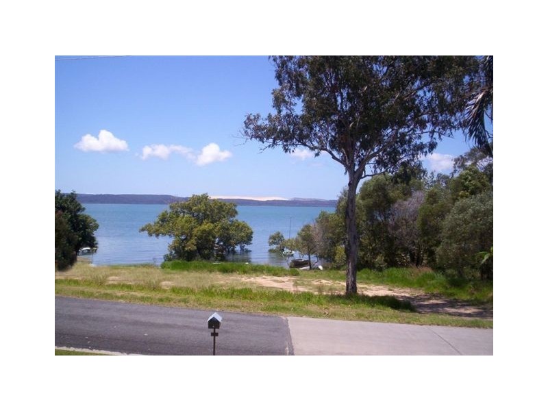 17  Koonwarra Pde, Macleay Island QLD 4184
