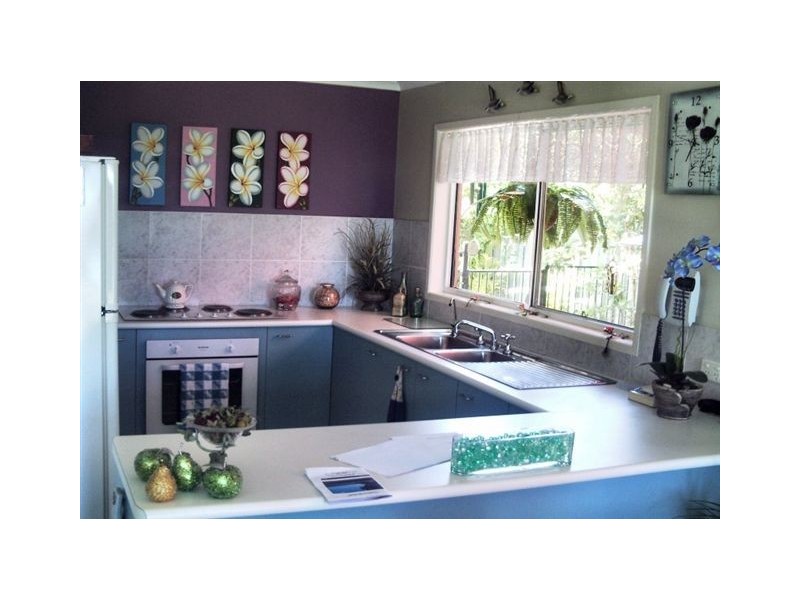 17  Koonwarra Pde, Macleay Island QLD 4184