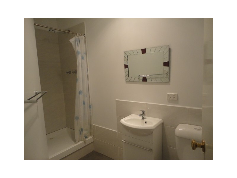 11 Jane St, Macleay Island QLD 4184