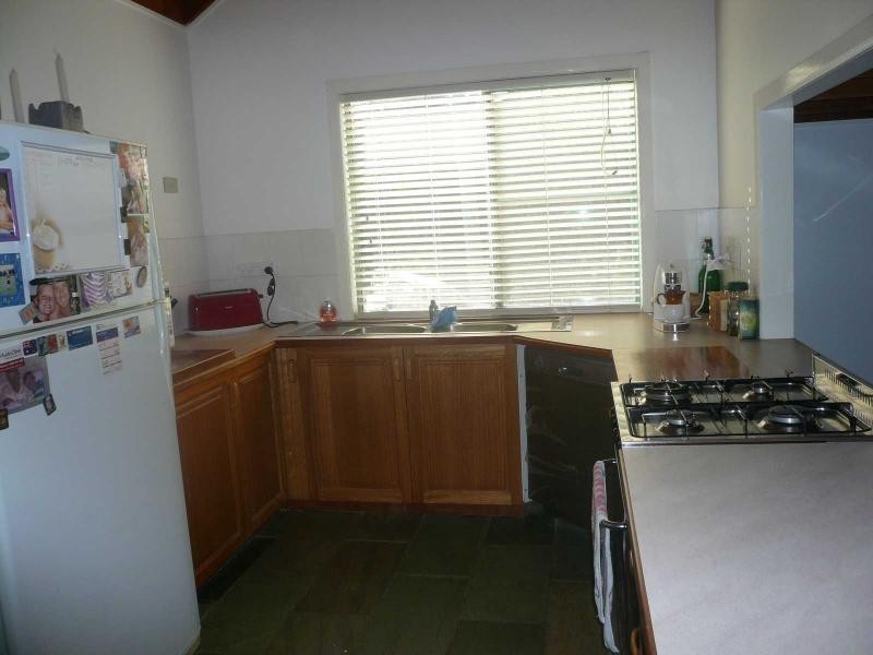 30 Deviot, Macleay Island QLD 4184