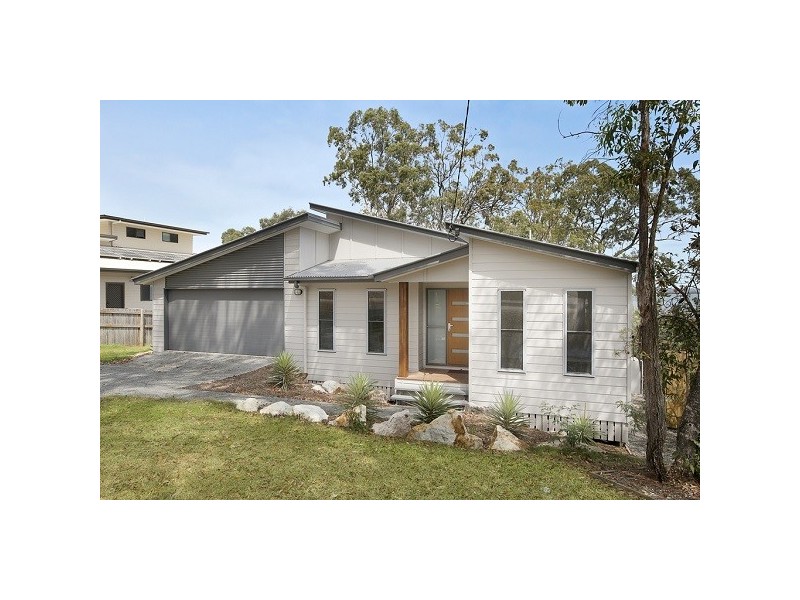 23 CLIFF TCE – HOLIDAY LET, Macleay Island QLD 4184