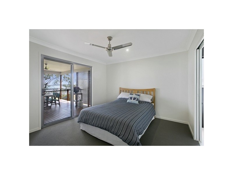 23 CLIFF TCE – HOLIDAY LET, Macleay Island QLD 4184