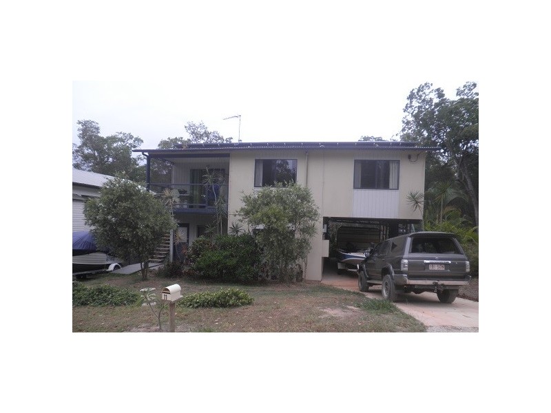 11 JANE ST, Macleay Island QLD 4184