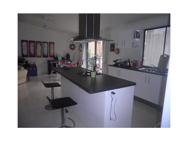11 JANE ST, Macleay Island QLD 4184