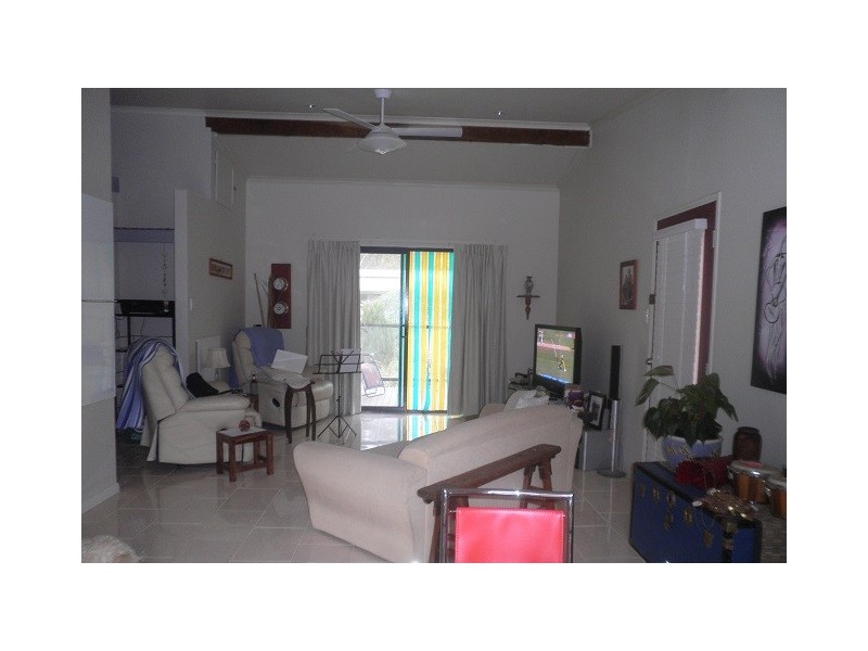 11 JANE ST, Macleay Island QLD 4184