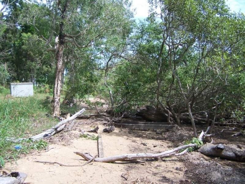 33 Coast Road, Macleay Island QLD 4184
