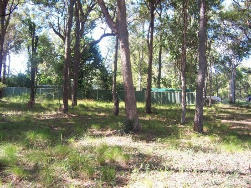 10 Mel Street, Macleay Island QLD 4184