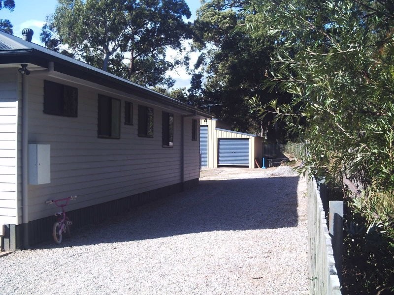 24 Natone, Macleay Island QLD 4184
