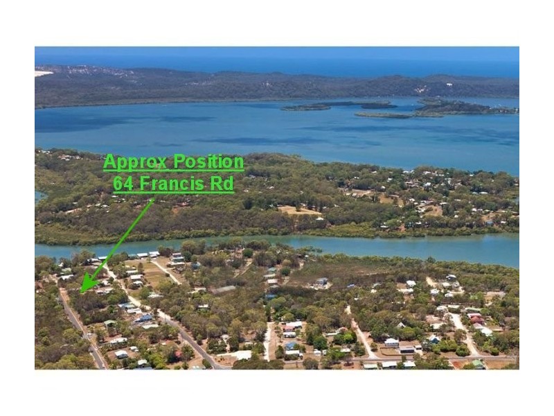 64 Francis St, Macleay Island QLD 4184