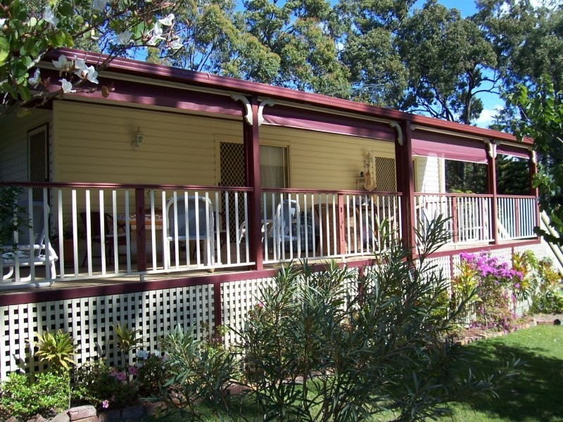 19 Alkira St, Macleay Island QLD 4184
