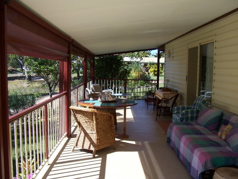 19 Alkira St, Macleay Island QLD 4184