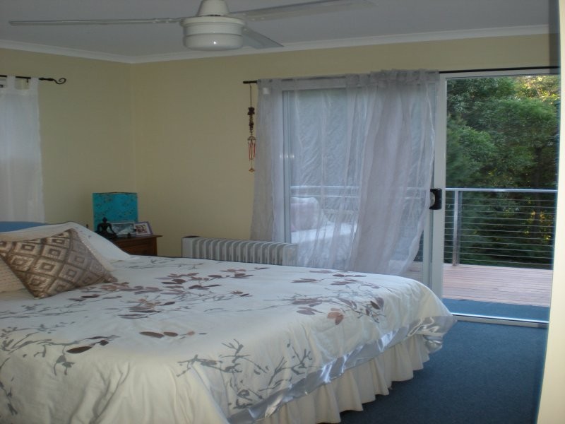 35 Francis, Macleay Island QLD 4184