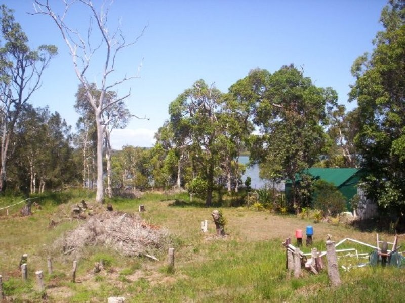 38 Nunkeri Drive, Macleay Island QLD 4184
