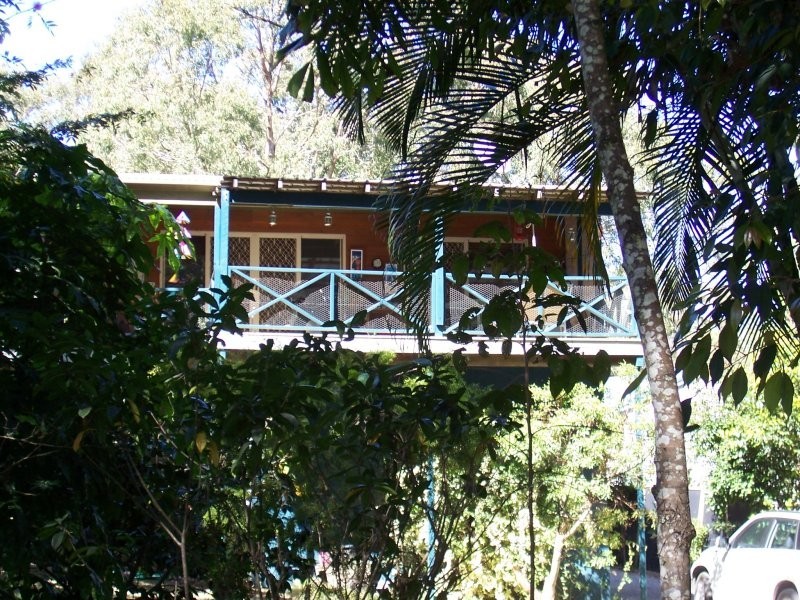 21 ALKIRA STREET, Macleay Island QLD 4184