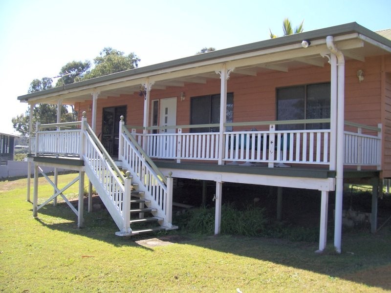 18 KIM CRES, Macleay Island QLD 4184