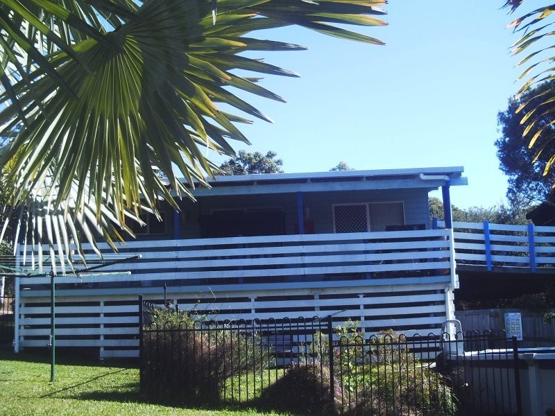 22 ASHTON ST, Macleay Island QLD 4184