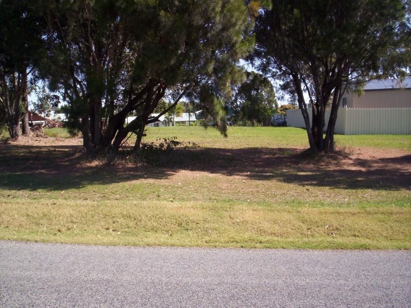 29 Pelican Street, Macleay Island QLD 4184