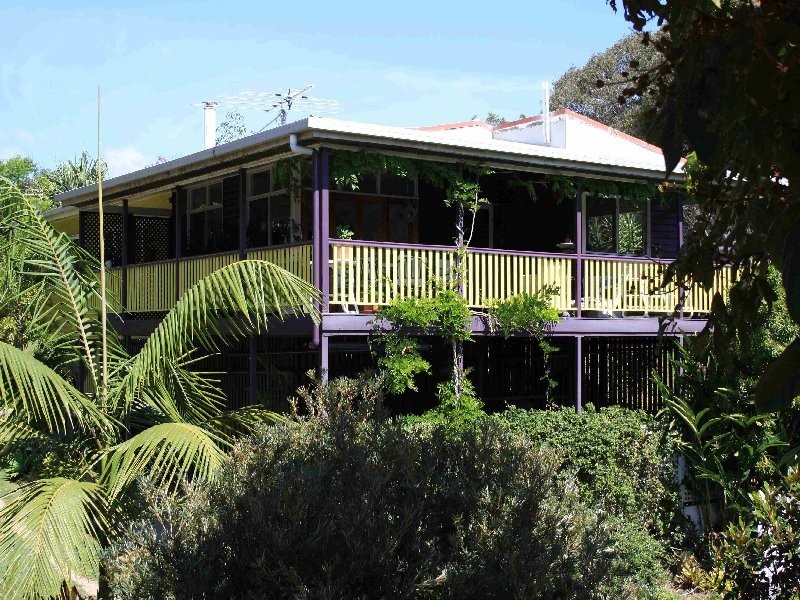 64 Charles Terrace, Macleay Island QLD 4184