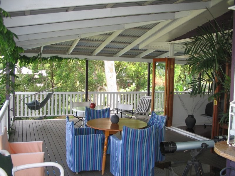 64 Charles Terrace, Macleay Island QLD 4184