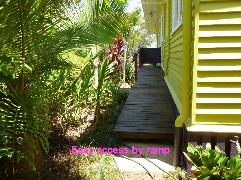 64 Charles Terrace, Macleay Island QLD 4184