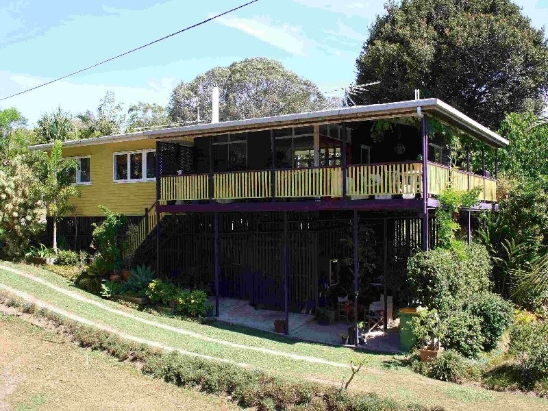 64 Charles Terrace, Macleay Island QLD 4184