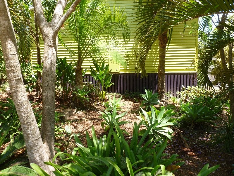 64 Charles Terrace, Macleay Island QLD 4184