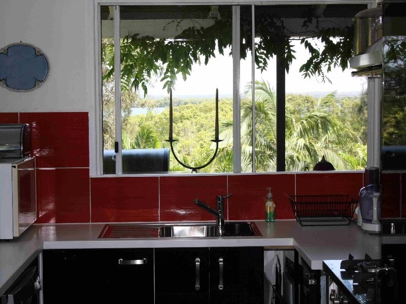 64 Charles Terrace, Macleay Island QLD 4184