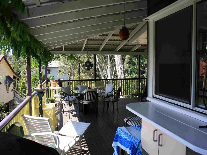 64 Charles Terrace, Macleay Island QLD 4184
