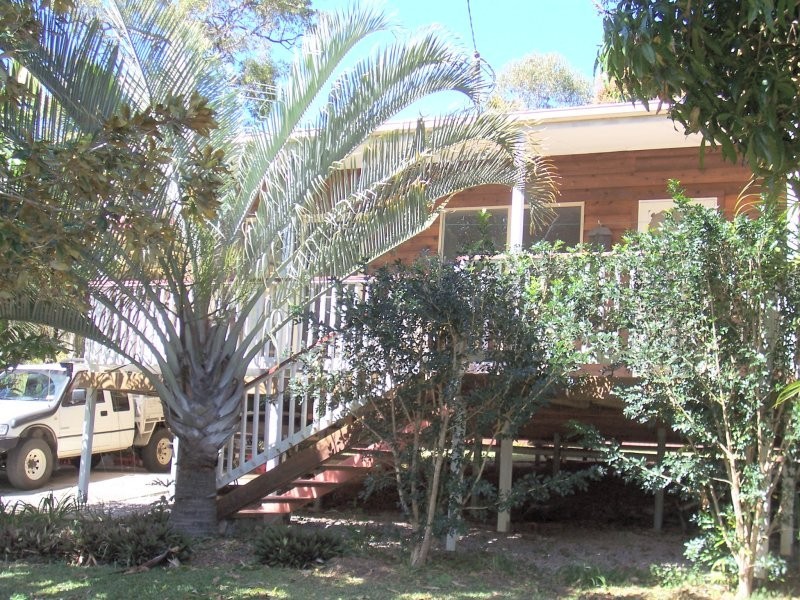 28 Francis Rd, Macleay Island QLD 4184