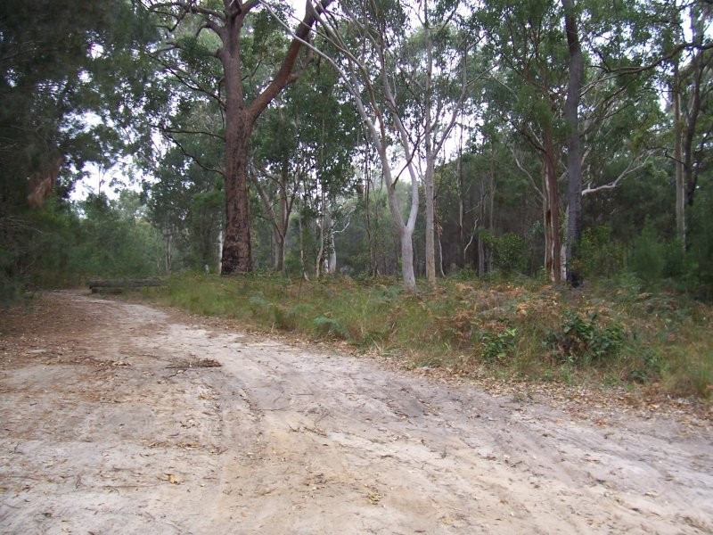 1 Noondo St, Macleay Island QLD 4184